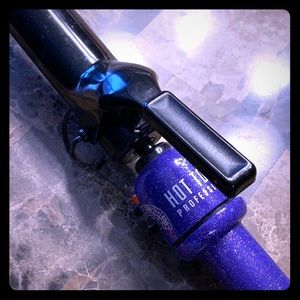 Hot tools curling iron